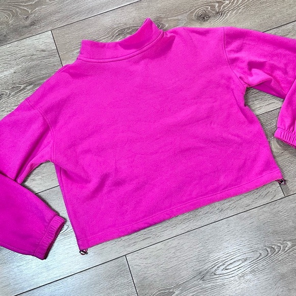 Calvin Klein Performance Hot Pink Cropped 1/4 Zip - Picture 14 of 14